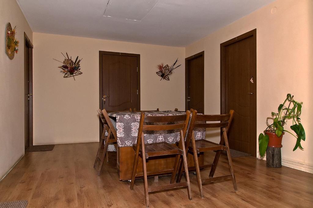 Pensiunea Miorita Arad Exterior foto